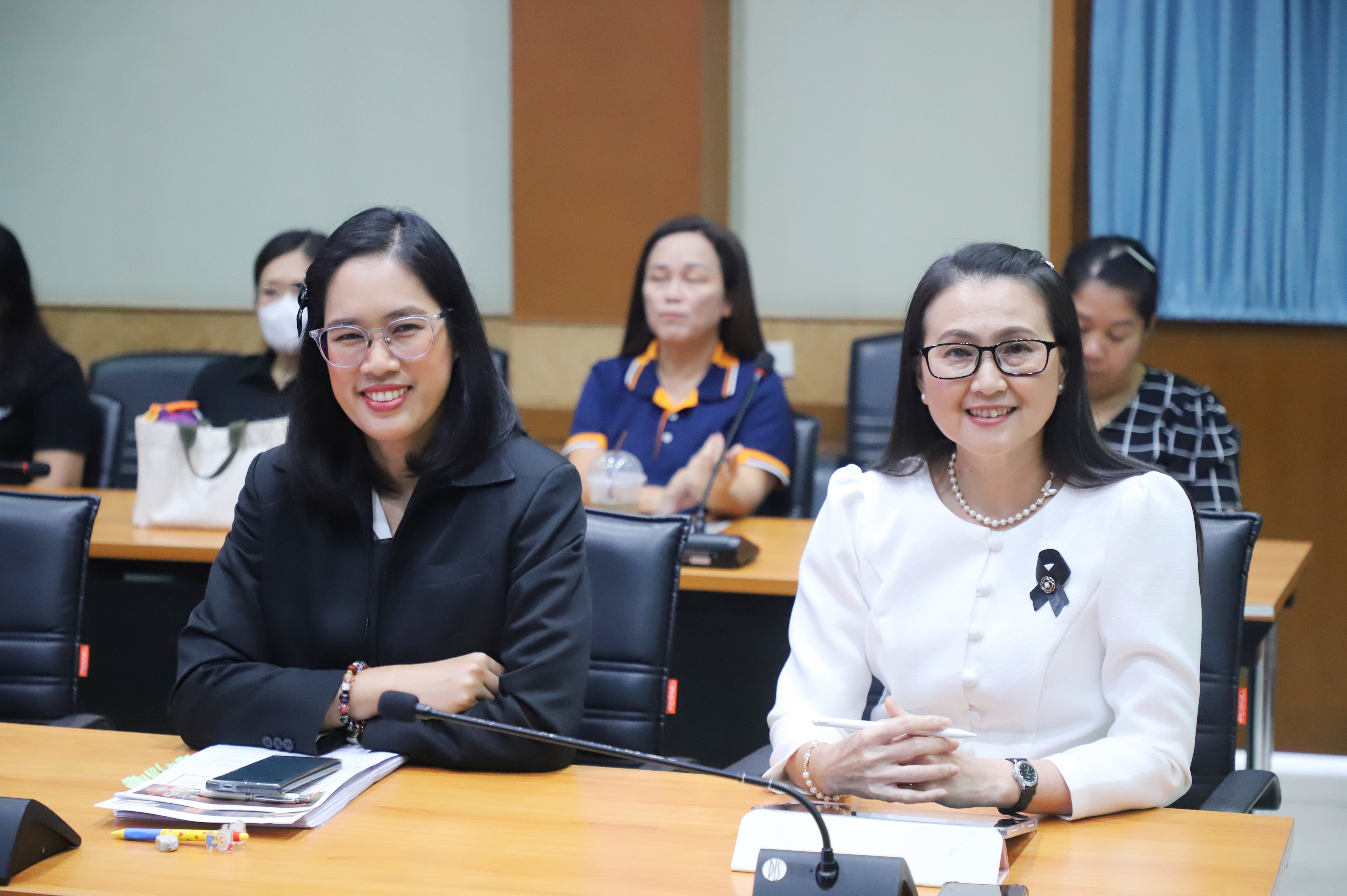 title - สำนักบริหารกองทุน (สบท.)  จัดการประชุมภายใน เพื่อติดตามเร่งรัดการดำเนินงานตามกรอบหน้าที่และตัวชี้วัด